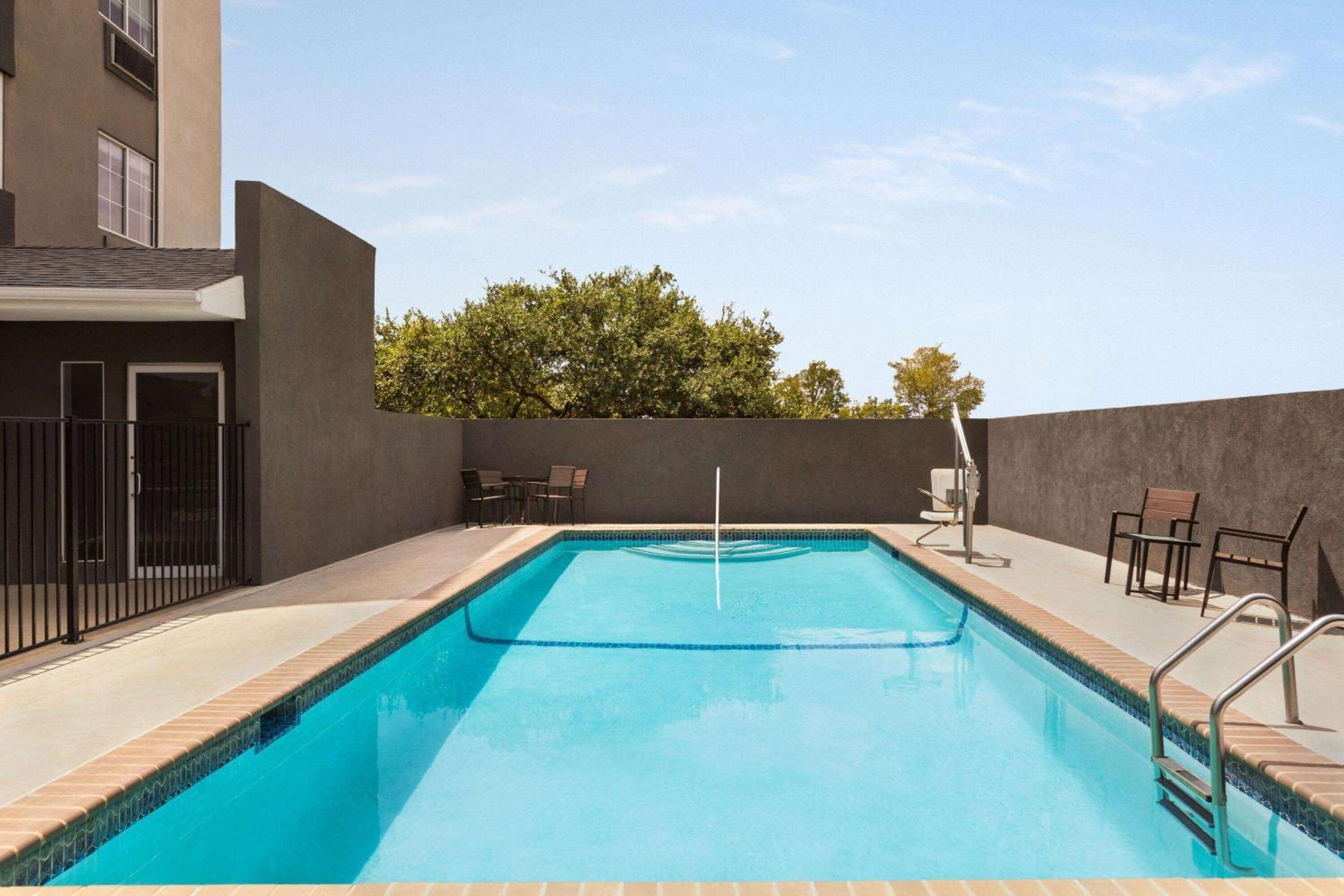 La Quinta By Wyndham San Antonio North Stone Oak Hotel Luaran gambar